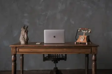 Fotografía de archivo que ilustra: Una lista de proyectos de IA que cerraron o fracasaron, desde Relay hasta Humane y Rabbit R1
