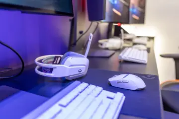 Razer presenta productos IA para gaming: avatar entrenador y auriculares con visión en tiempo real