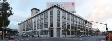 Airbnb lanza búsqueda con IA y refuerza funciones sociales en su app