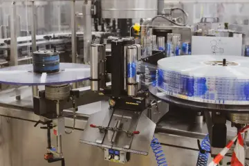 ASML no podrá cubrir la demanda de sus máquinas de chips para IA en 2027 y 2028