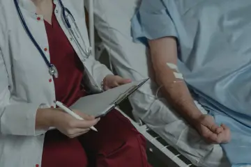 Fotografía de archivo que ilustra: DeepMind se asocia con Veteranos de EE.UU. para predecir deterioro de pacientes