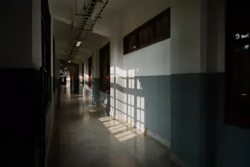 Responsable de informes de seguridad de OpenAI renuncia y denuncia cultura de 'confianza extrema' en la IA