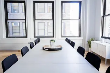 Los datos de PIB y productividad no muestran aún el impacto disruptivo prometido por la IA generativa