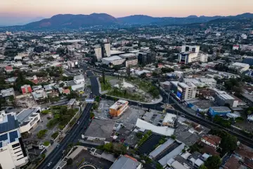 Costa Rica lidera adopción de IA generativa en Centroamérica; Nicaragua se rezaga