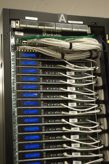 AWS amplía Claude en Bedrock con inferencia global en Oriente Medio