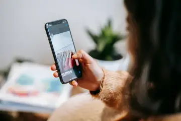 OpenAI añade a ChatGPT una función de probador virtual de ropa