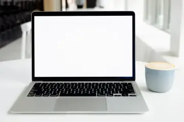 Un juez de EE.UU. desestima demandas antimonopolio contra Google por AI Overviews