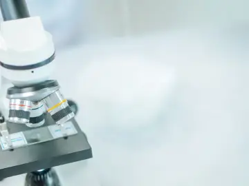 Nikon descalifica el video ganador de su concurso de microscopía por usar IA generativa