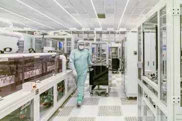 ASML logra grabar transistores de 8 nanómetros: hito en litografía para chips de IA