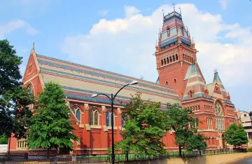 Un estudio de Harvard halla que los agentes de código generan más código, pero no más software