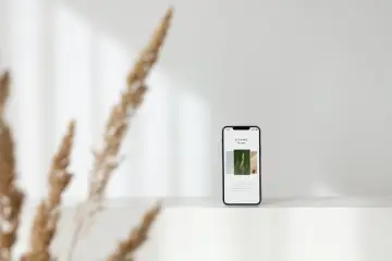 Motorola presenta teléfono plegable Razr Fold y plataforma de IA unificada Qira