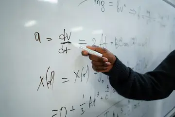 Más de 3.000 matemáticos firman un manifiesto contra el uso de IA en investigación matemática por OpenAI