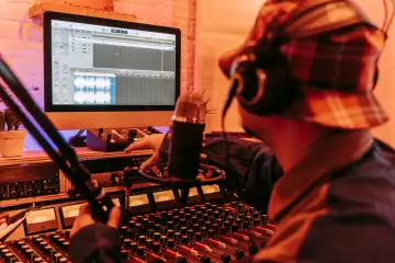 Fotografía de archivo que ilustra: ElevenLabs lanza Music v2 con capacidad de cambiar géneros dentro de una canción
