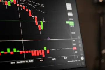 Wall Street cae lastrado por tecnológicas de IA tras revisión de ingresos de OpenAI