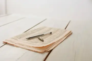 Google prueba un programa piloto que paga a unos 100 editores por contenido usado en IA de búsqueda
