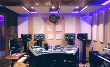 Fotografía de archivo que ilustra: Productores de música usan generadores de IA en secreto mientras la industria niega su adopción