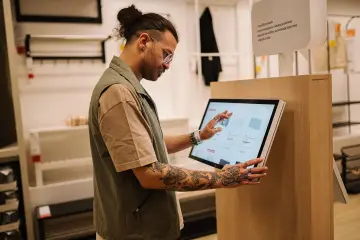 Fotografía de archivo que ilustra: Yamada Denki despliega agente de atención al cliente 24/7 con GPT-Realtime de OpenAI