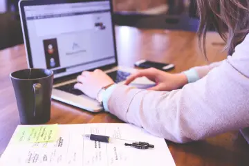 Fotografía de archivo que ilustra: Cursor construye navegador web funcional con enjambre de agentes de código autónomos