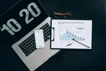 Anthropic añade a Claude paneles de datos en vivo y vídeos animados generados por texto
