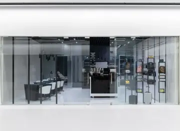 El arquitecto de las Apple Store cuestiona la apuesta del sector tecnológico por el 'shopping' con IA