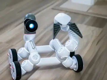Danu Robotics lleva a mercado H.E.R.O., un robot de clasificación de reciclaje con IA