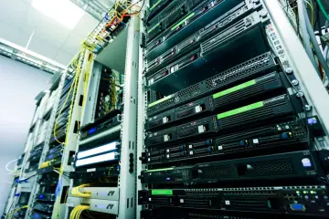 Senadores estadounidenses exigen divulgación obligatoria del consumo energético de centros de datos
