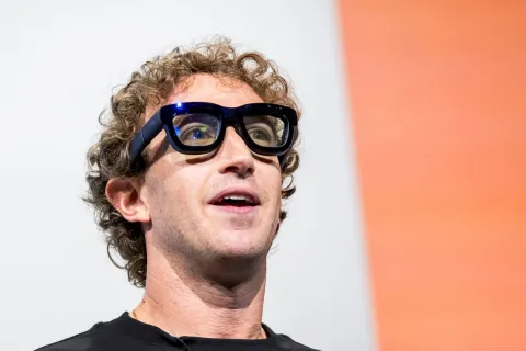 Meta triplicó ventas de gafas inteligentes IA en 2025, según Zuckerberg