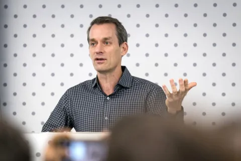Jeff Dean y otros investigadores clave de Google lanzan Discovery Loop para automatizar la investigación científica