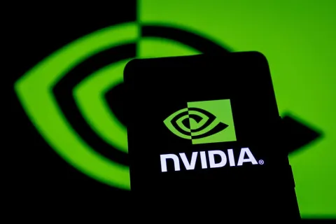 EE.UU. impone arancel del 25% a los chips H200 de Nvidia exportados a China