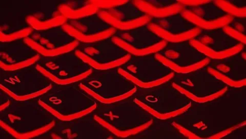 Analistas desmienten la 'rebelión de la IA' tras el hackeo autónomo de agentes de OpenAI a Hugging Face