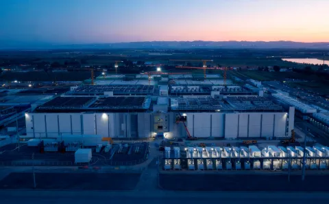 China inaugura el mayor edificio del mundo para centros de datos de IA con capacidad para un millón de aceleradores