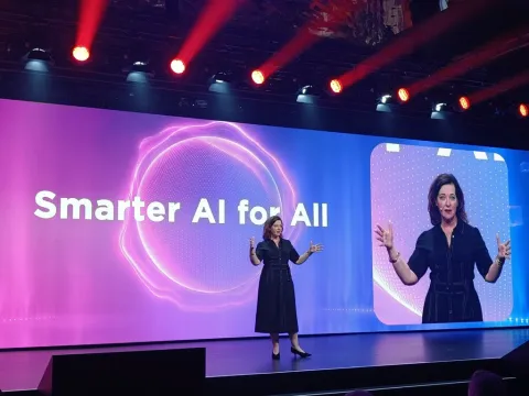 Lenovo apuesta por IA híbrida local con su asistente Qira en IFA 2026