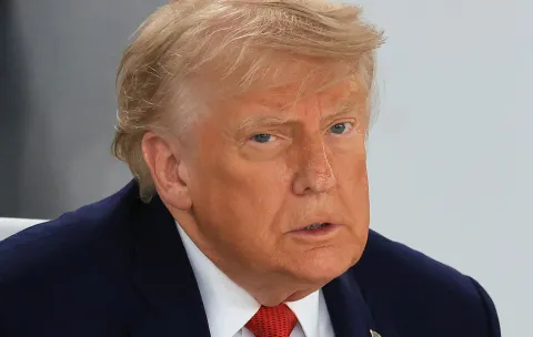 Industria tecnológica alerta sobre aranceles a semiconductores anunciados por Trump