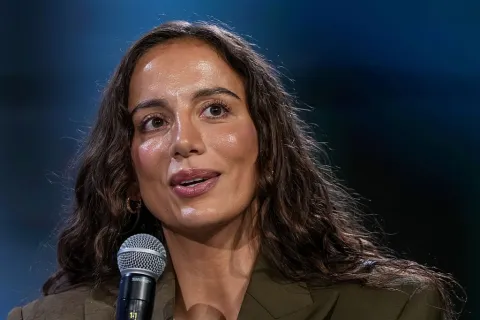Accel negocia liderar ronda de 1.000 millones para Thinking Machines a valoración de 40.000 millones