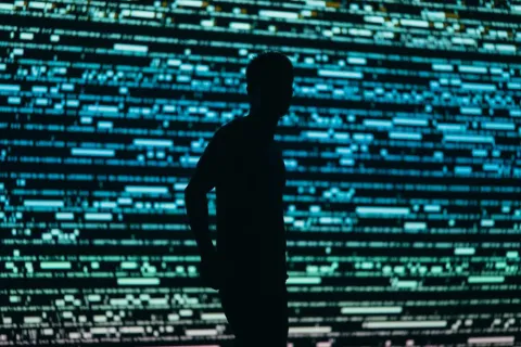 NVIDIA, Microsoft y SpaceX forman alianza para defender sistemas de IA contra ciberataques