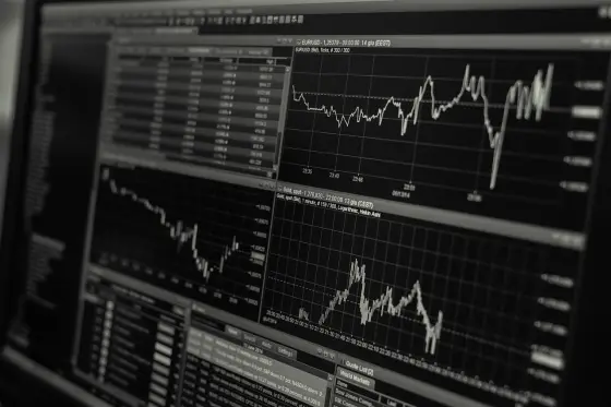 Gemini supera los 1.000 millones de usuarios, pero las acciones de Alphabet caen cerca de 8% tras sus resultados
