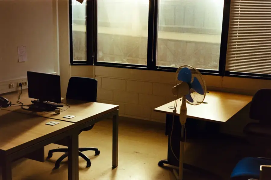 Fotografía de archivo que ilustra: Investigador de Anthropic renuncia y advierte sobre riesgo existencial de la IA antes de 2030