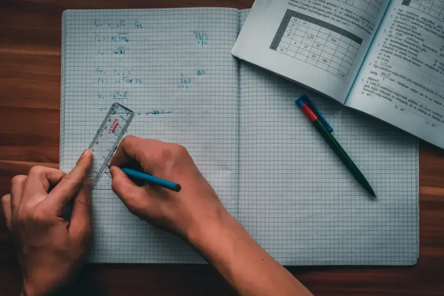 OpenAI publica 377 resultados matemáticos generados por IA y reaviva el debate académico
