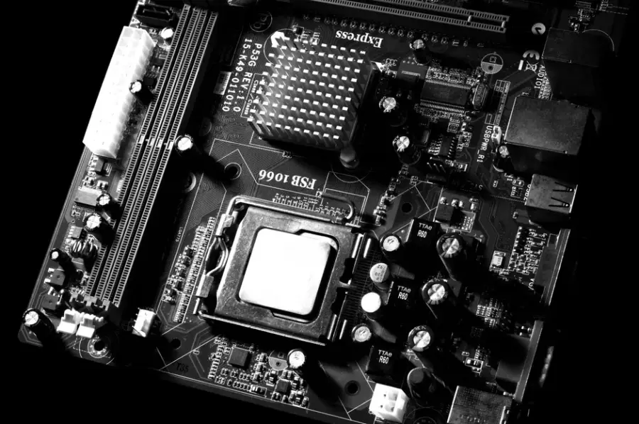 Fotografía de archivo que ilustra: OpenAI planea comprar a Google chips de IA TPU, según The Information, sin confirmación oficial