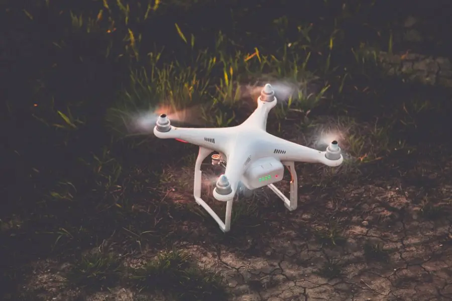Fotografía de archivo que ilustra: Ucrania multiplica por 10 los ataques exitosos con drones guiados por IA en 2026