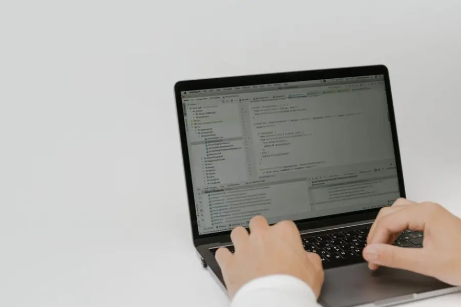 Fotografía de archivo que ilustra: Google presenta Vibe Coding XR: generación de apps de realidad extendida con Gemini en menos de 60 segundos