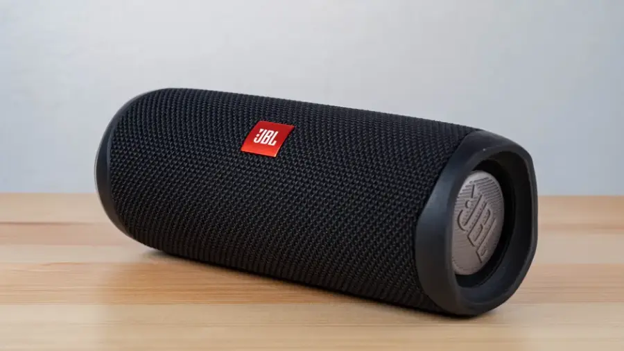 Fotografía de archivo que ilustra: Amazon renueva sus altavoces Echo con chip AZ3 con IA local, router eero integrado y un reloj despertador