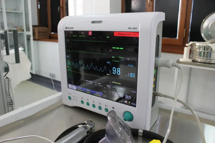 Estudiantes de la UPV crean LiveR, un sistema de IA para emparejar donantes y receptores de hígado