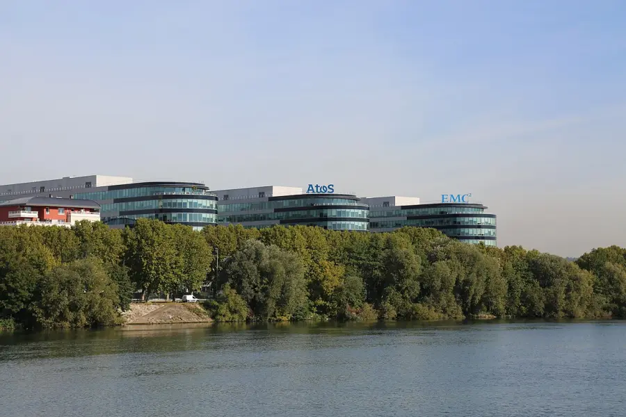 Fotografía de archivo que ilustra: Atos capacita 400+ empleados en IA con la AWS AI League mediante aprendizaje gamificado