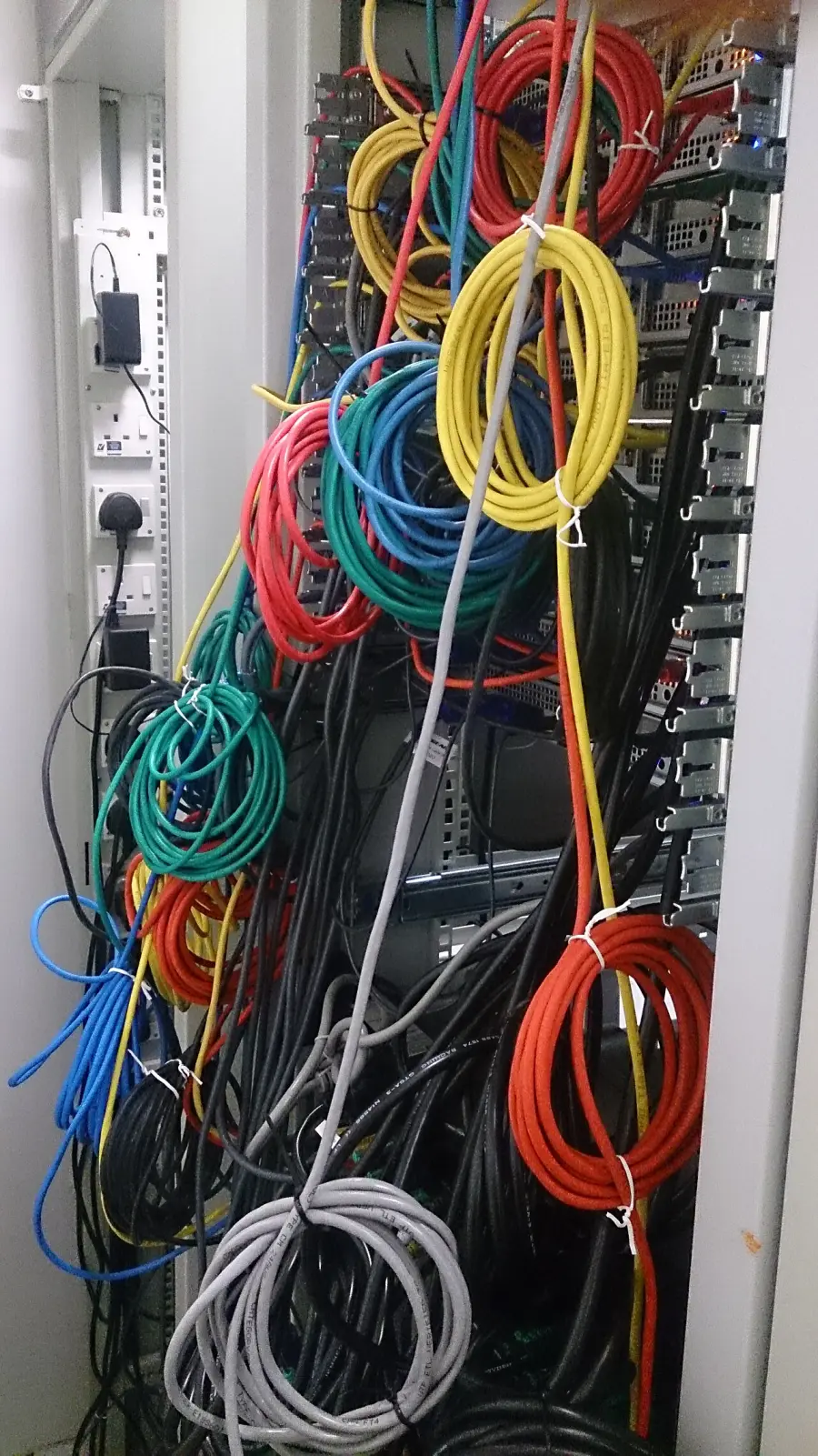 Fotografía de archivo que ilustra: Check Point integra modelos de razonamiento de OpenAI en su plataforma Daybreak de ciberseguridad