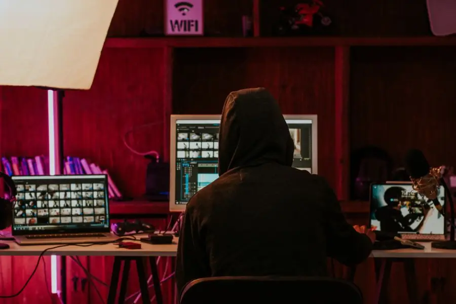 Fotografía de archivo que ilustra: OpenAI presenta Higgsfield, herramienta para crear vídeos cinematográficos con IA