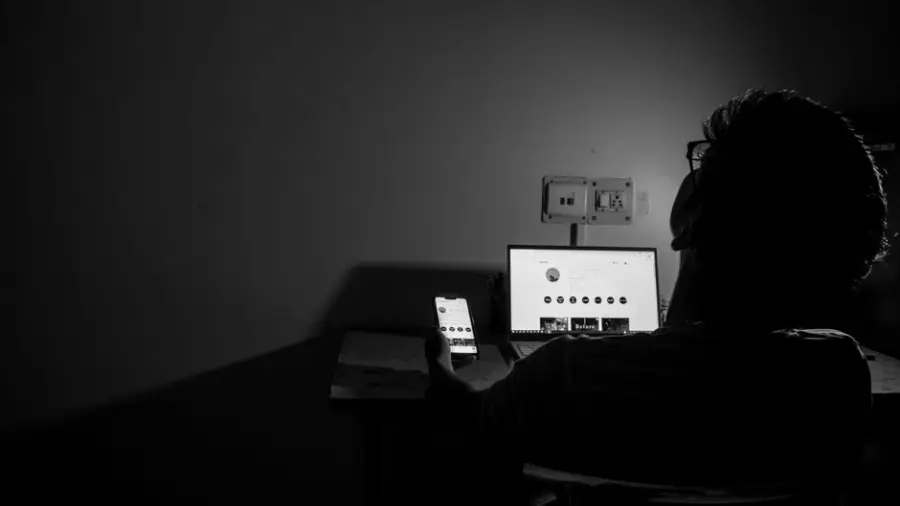 Fotografía de archivo que ilustra: Estudio advierte sobre enjambres IA para desinformación coordinada sin precedentes