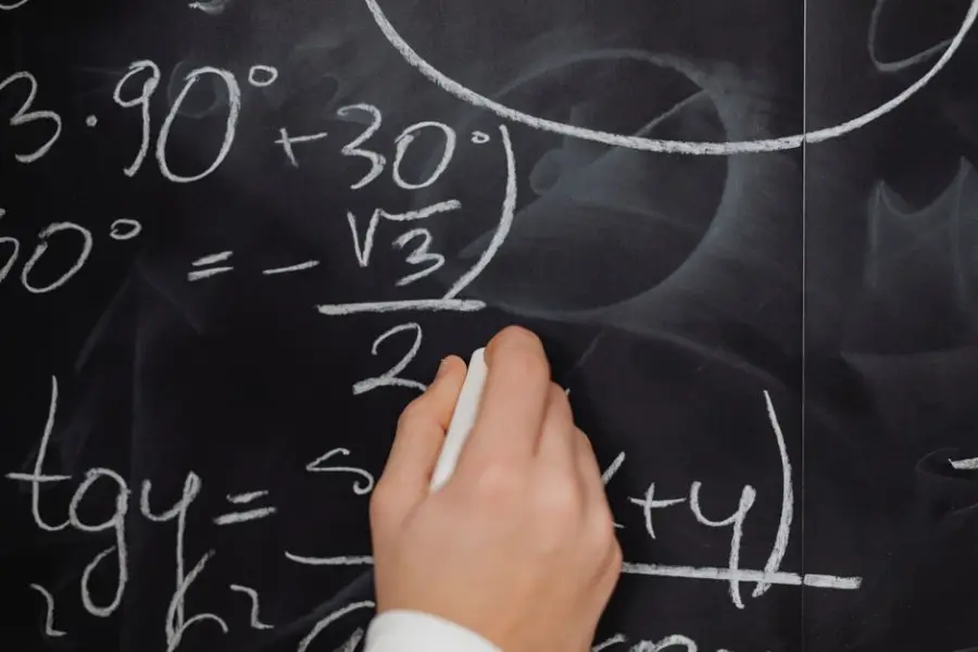 OpenAI afirma que un modelo experimental resolvió más de 100 problemas matemáticos abiertos
