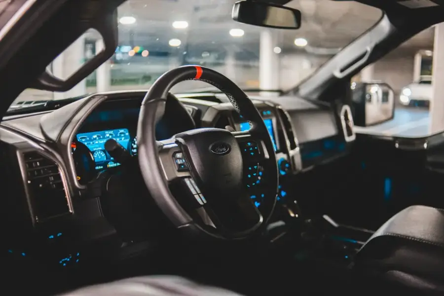 Fotografía de archivo que ilustra: Gemini en el coche podrá consultar Gmail, Calendar y Maps del conductor con su consentimiento