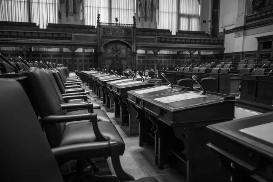 La regulación federal de IA en EE.UU. se estanca por rechazo de la Casa Blanca y división en el Congreso